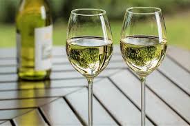 white wine.jpg, 8.6kB
